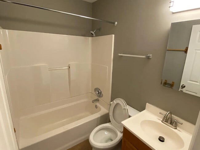 Photo - 1140 Sioux Ter