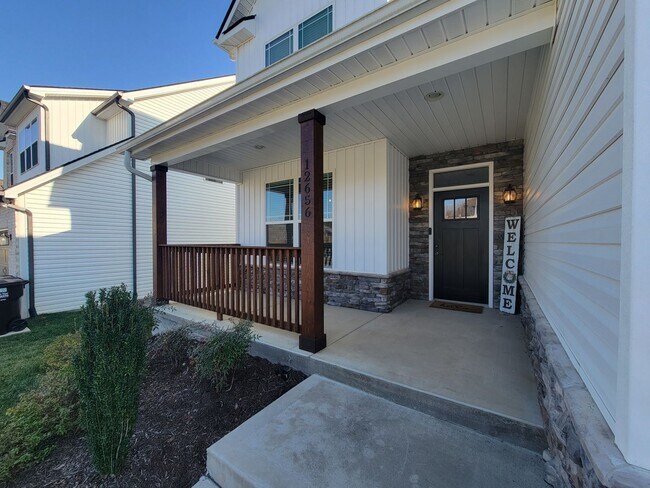 Photo - Knoxville 37932, Hardin Valley - 4 bedroom...