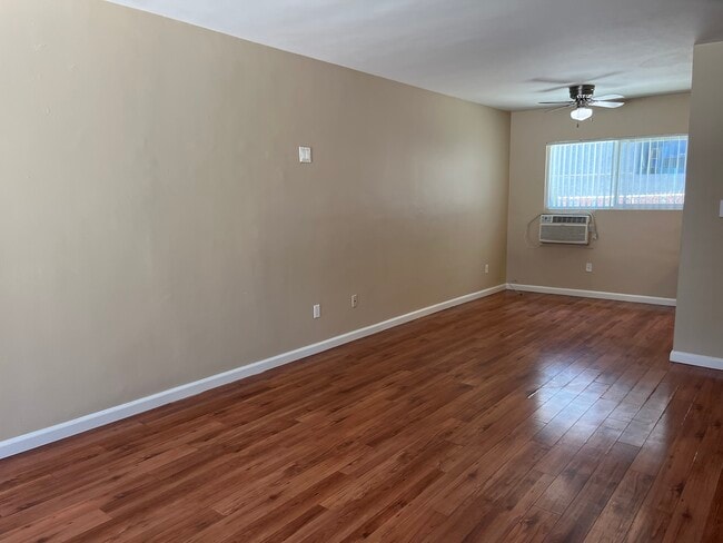 Photo - 13760 Sherman Way Unit 6