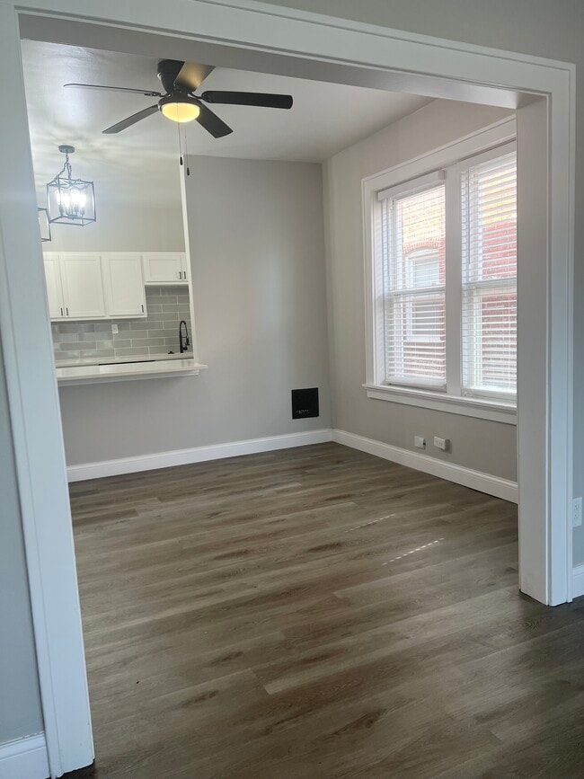 Dining room 1 - 4622 Shenandoah Ave Unidad 4622 Shenandoah Ave. 1W