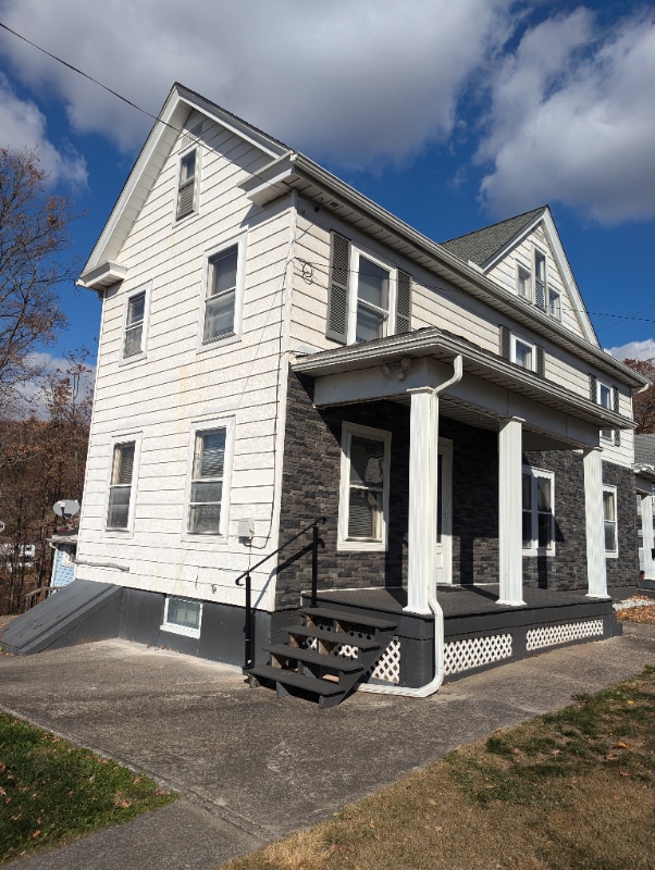 Photo - 1279 Vine St