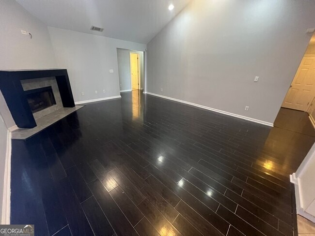 Photo - 6381 Klondike River Rd