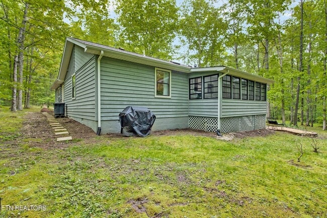 Photo - 111 Devon Rd