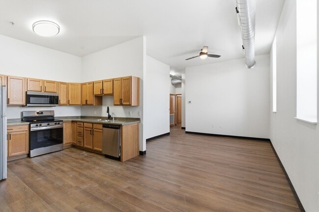 Tobacco Row Lofts and Townhomes