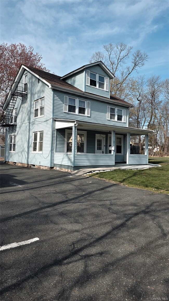 Building Photo - 76 Church St