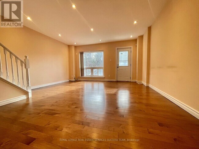 Photo - 91 Rameau Dr