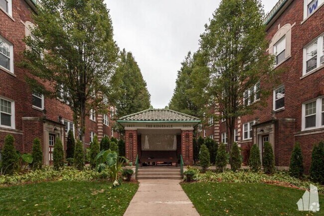 Building Photo - 1 bedroom in Chicago IL 60660 Unit 3E Rental