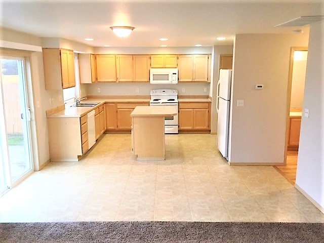 Photo - 113 Eastgate Ave N