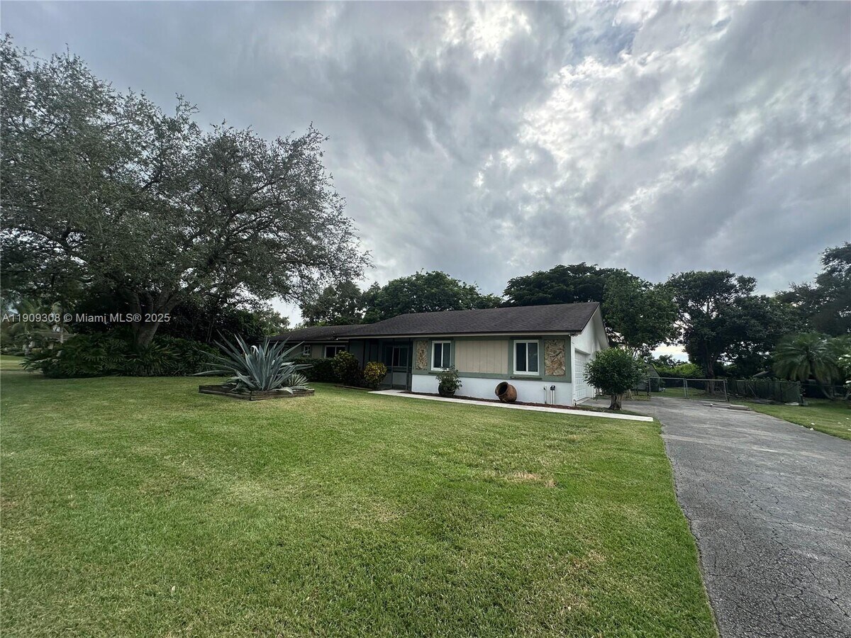 Photo - 27850 SW 164th Ct