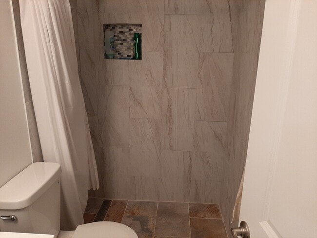 new updated shower - 2727 N atlantic Ave Unit 0417