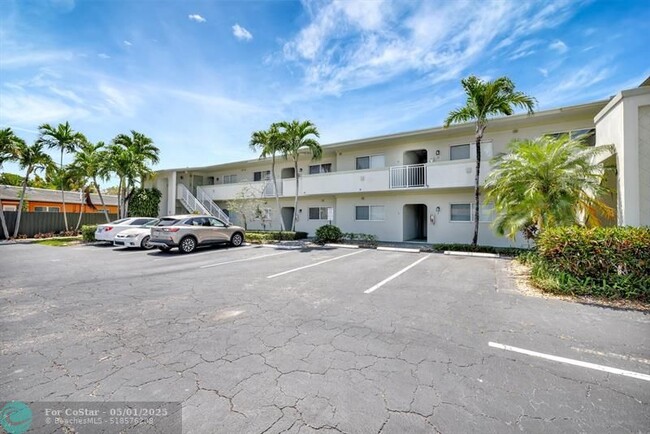 Photo - 578 NE 20th St Condo Unit 7-E