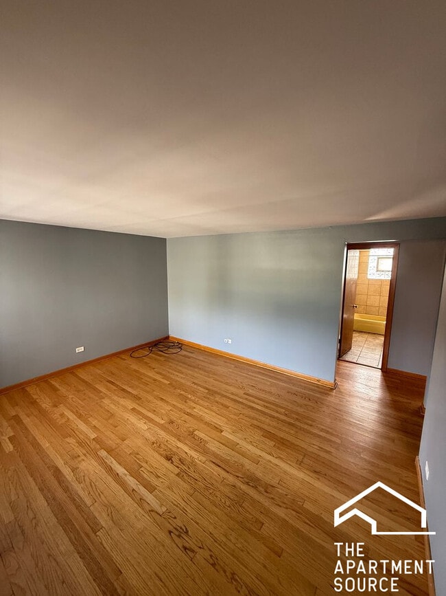 Photo - 3556 N Nagle Ave Unit 2W