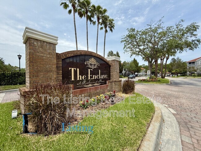 Photo - 18001 Richmond Pl Dr Apartment