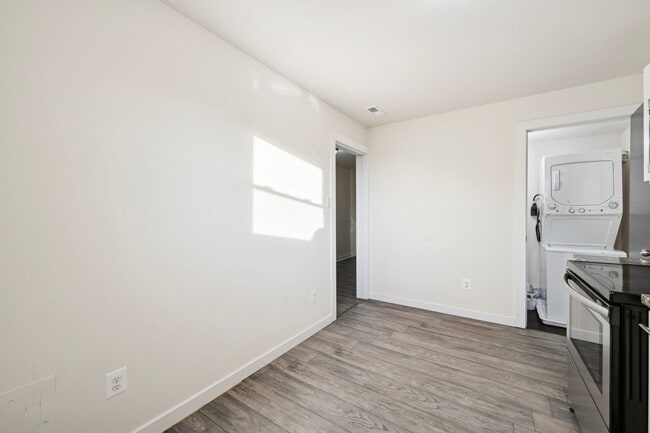 Photo - 876 Wynnewood Rd Unit 2