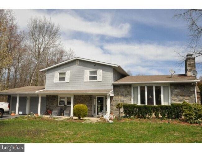 Building Photo - 270 BRADDOCK Rd Rental