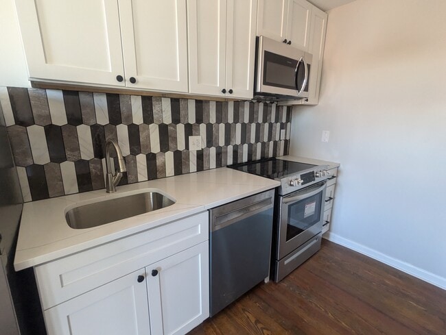 Photo - 4001 Woodmont Rd Unit 2