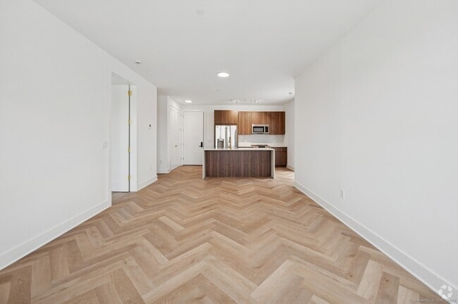 Building Photo - 100 E Putnam Ave Unit 305 Rental