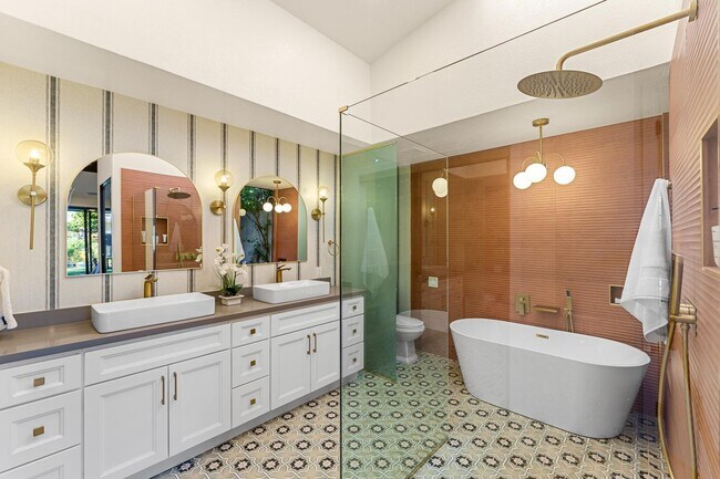 Photo - 44350 Michigan Ct