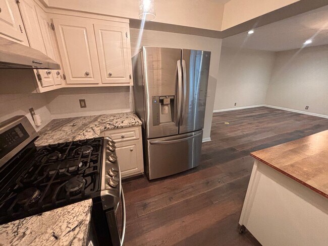 Photo - 2118 Fairfax Ave Unit Fairfax