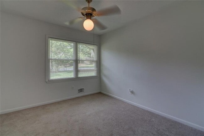 Photo - 10252 Foxfire Terrace