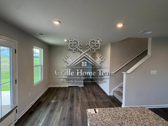Photo - 246 Arches Ln
