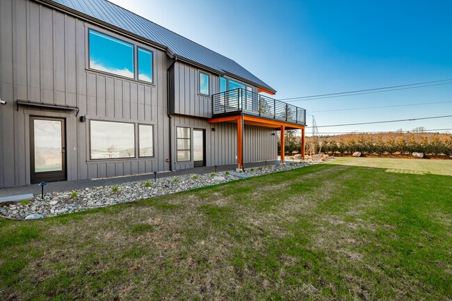 Photo - 8638 Harborview Rd