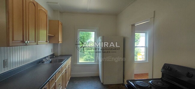Photo - 21 Knight St Unit 4