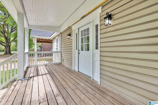 Photo - 3027 Cora Ave