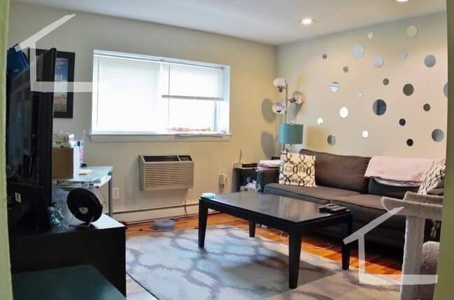 Photo - 15 Euston Rd