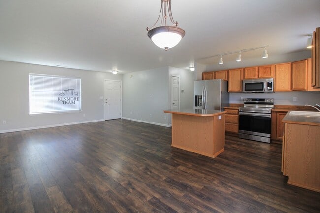 Photo - 3 Bedroom, 2 Bath Home in West Pasco