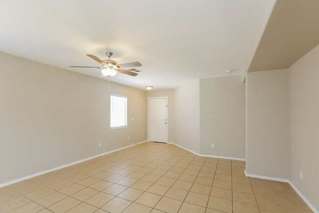 Photo - 1629 W Burgess Ln