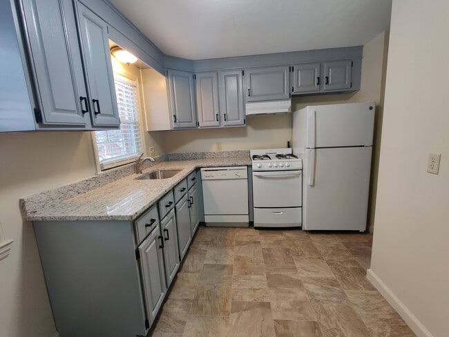 Photo - 82 Mercury Ct Unidad L2