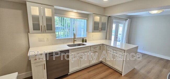 Photo - 2545 Madeline Ave