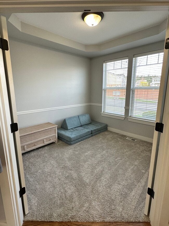 Photo - 7731 McKinley Loop NE