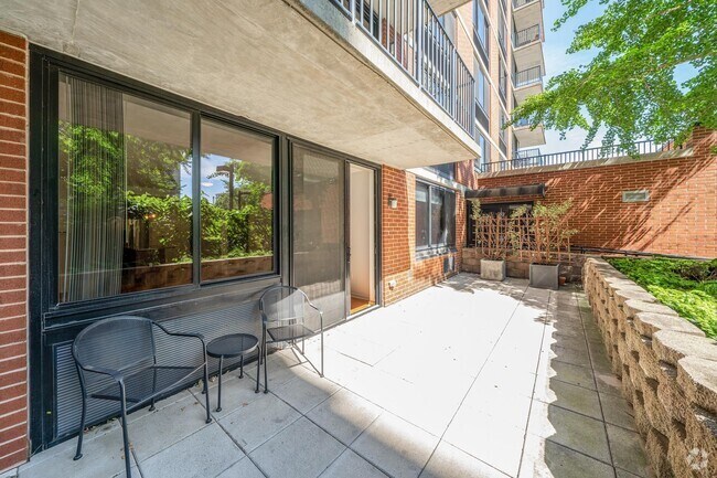 Building Photo - 700 Grove St Unit 2A Rental