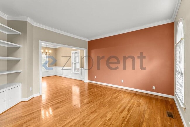 Photo - Unit