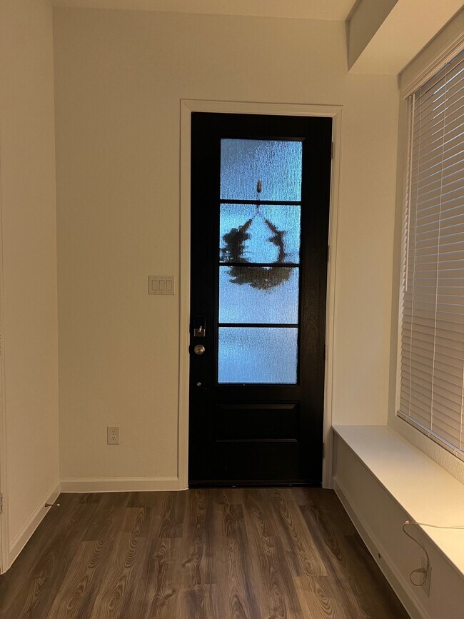 Photo - 5406 Holly Hvn Ct