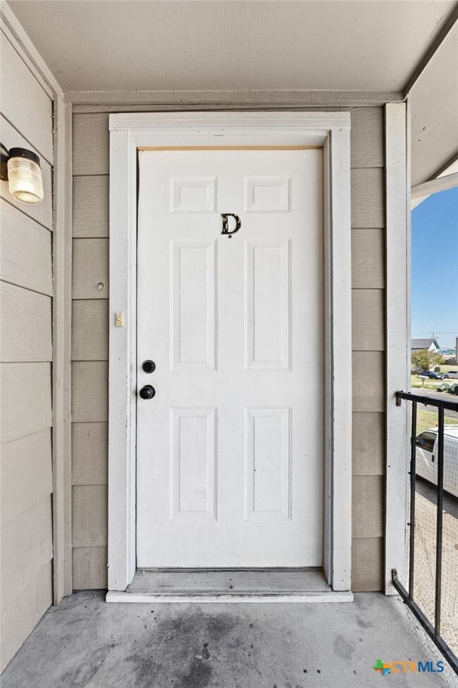 Photo - 1005 Eastside Dr Unit D