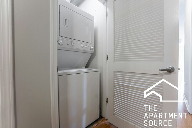 Photo - 1464 S Michigan Ave Unit 303