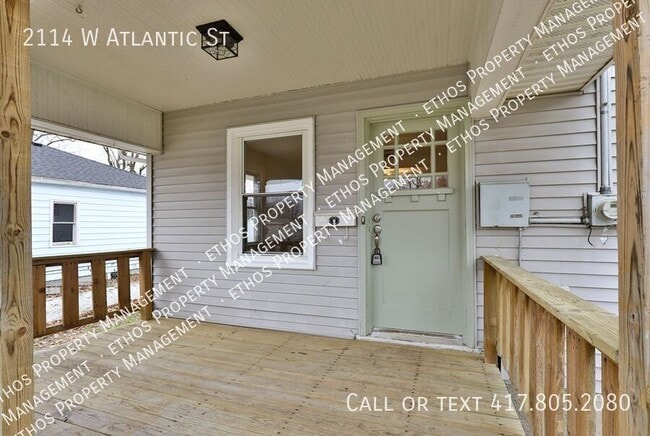 Photo - 2114 W Atlantic St