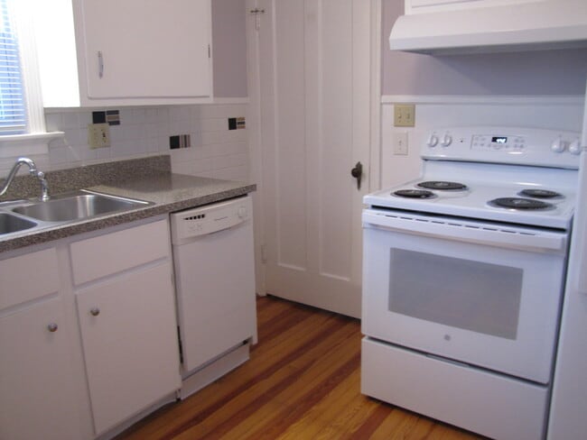 Photo - 9982 Zig Zag Rd