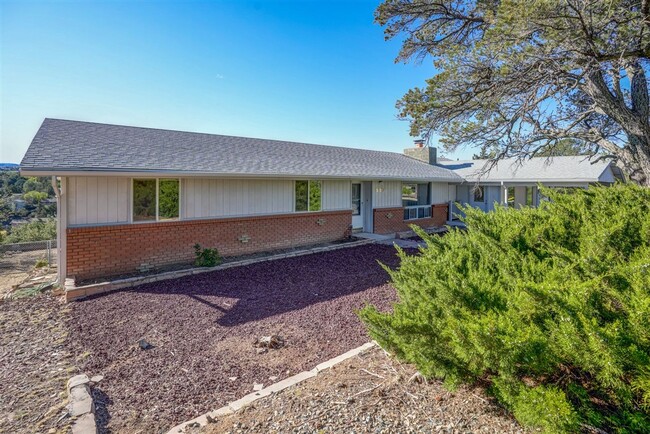 4 bed 3 bath Prescott Home with In-Law Suite - 4 bed 3 bath Prescott Home with In-Law Suite