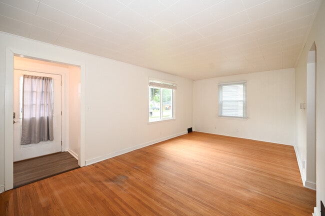 Photo - 1221 8th Ave NW