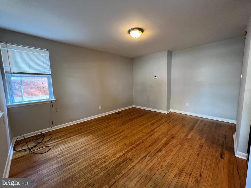 Photo - 539 N 33rd St