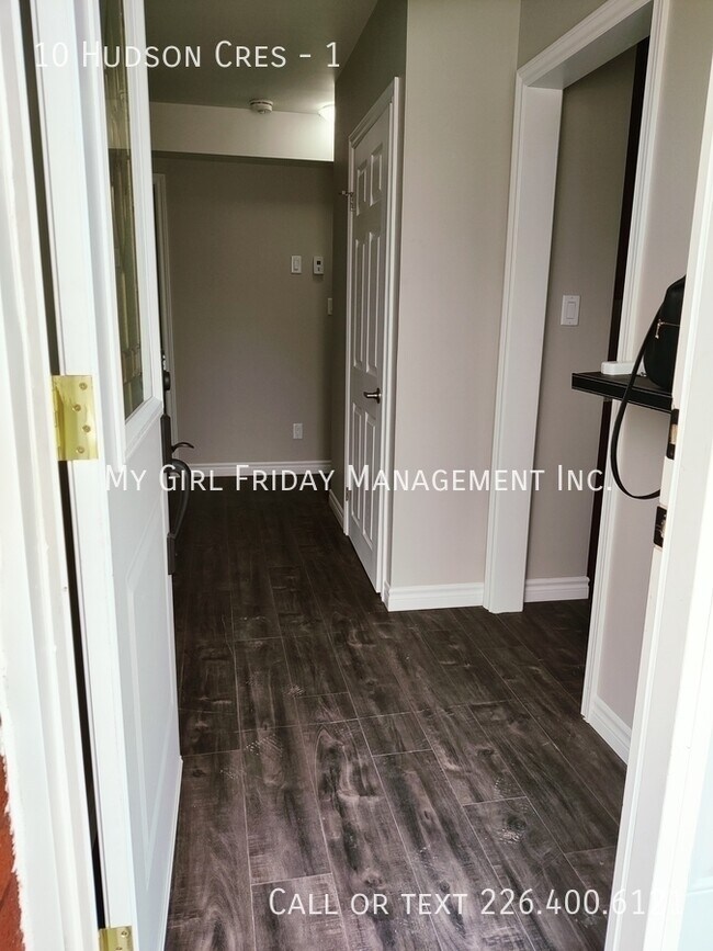 Photo - 10 Hudson Crescent Unit 1