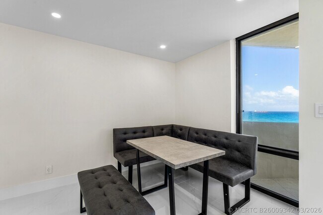 Photo - 5460 N Ocean Dr Unit 5b