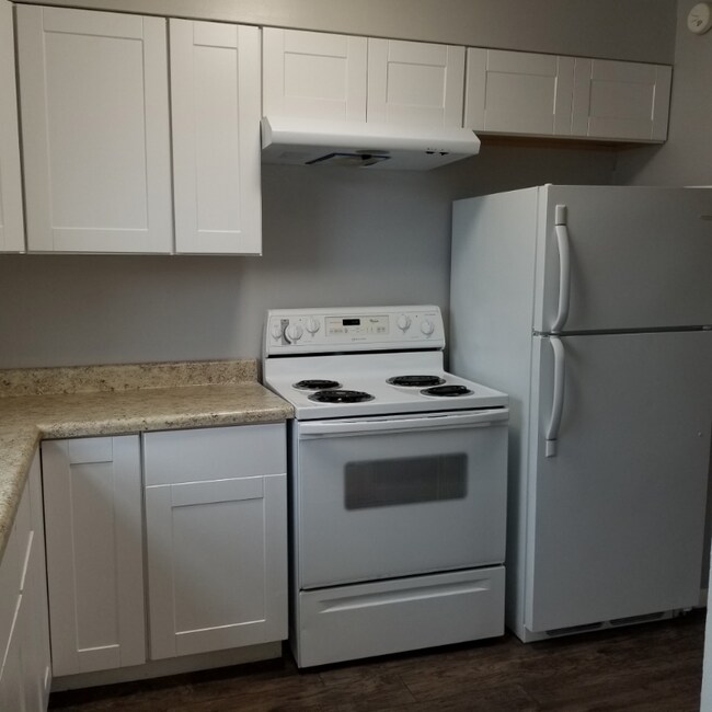 Photo - 409 Sal Blvd