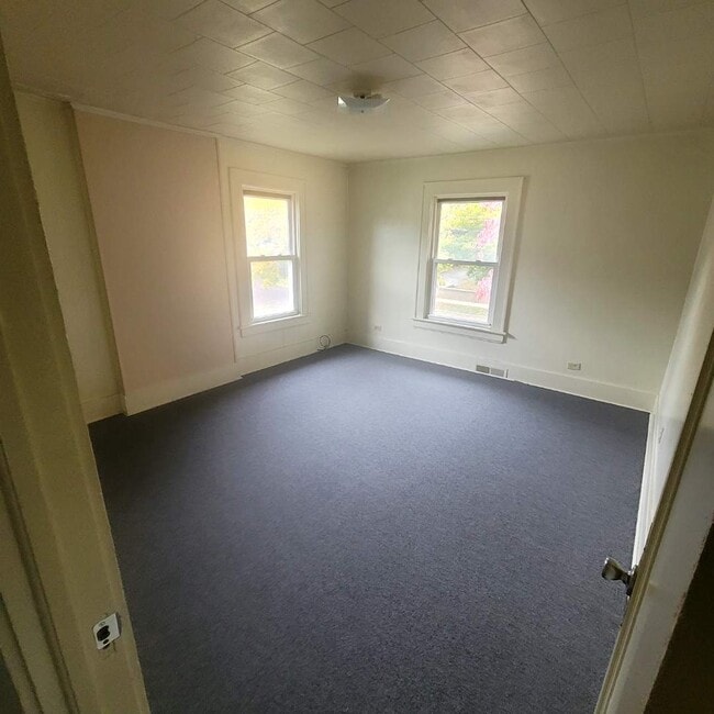 348 Ruckel Rd