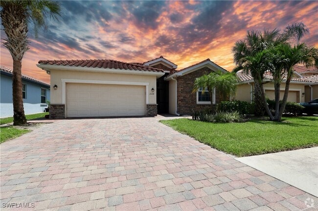 Building Photo - 2338 Heydon Cir E Rental