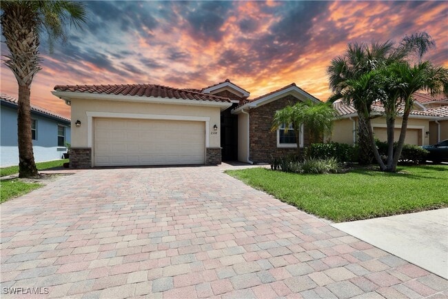 Building Photo - 2338 Heydon Cir E Rental